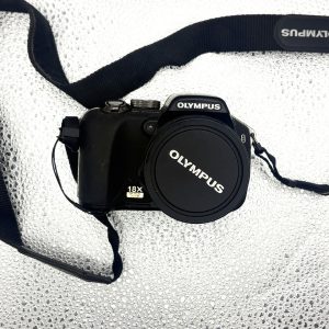 Olympus SP-560UZ